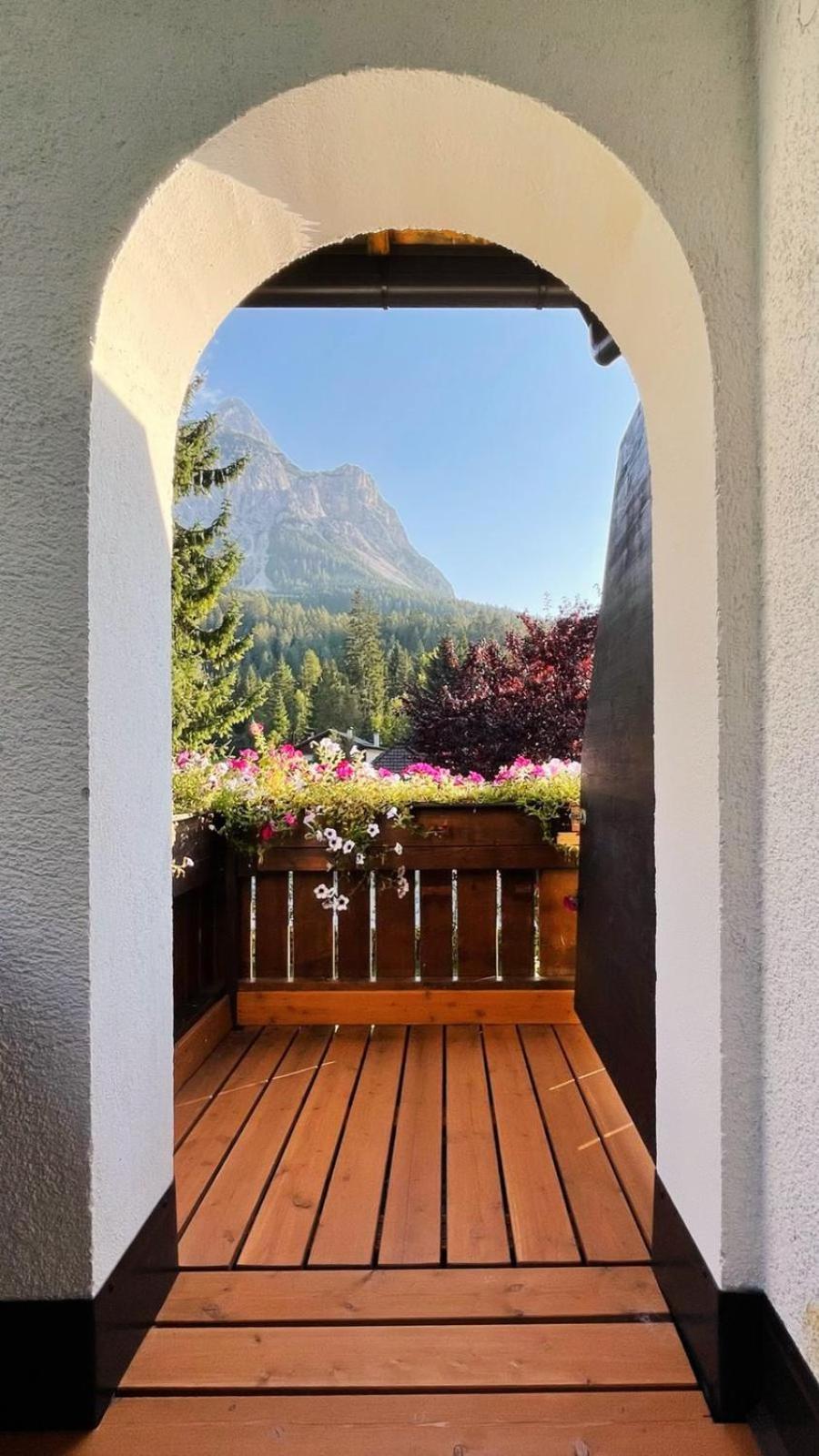 Das Halali - Dein Kleines Hotel An Der Zugspitze Ehrwald Exterior photo